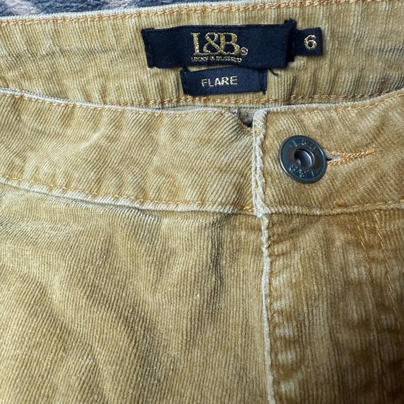 L&B Mustard Corduroy Bellbottom Women’s Size 6/32  Flare Pants - Picture 2 of 4